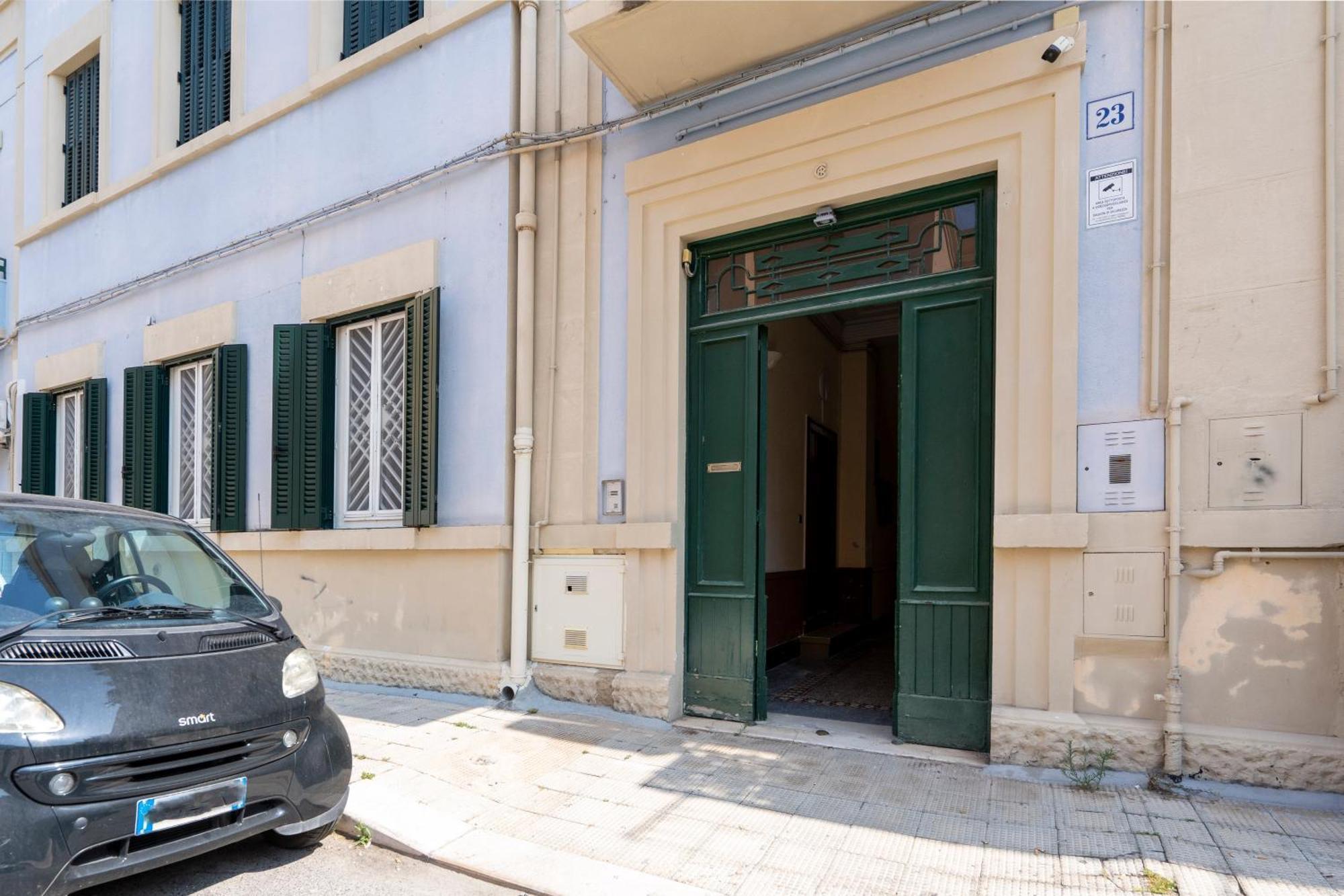 La Casa Di Gio - Stazione & Policlinico Apartment 바리 외부 사진